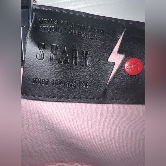 SPARK distressed stretchy Premium men’s denim size 42/32 - Picture 10 of 14